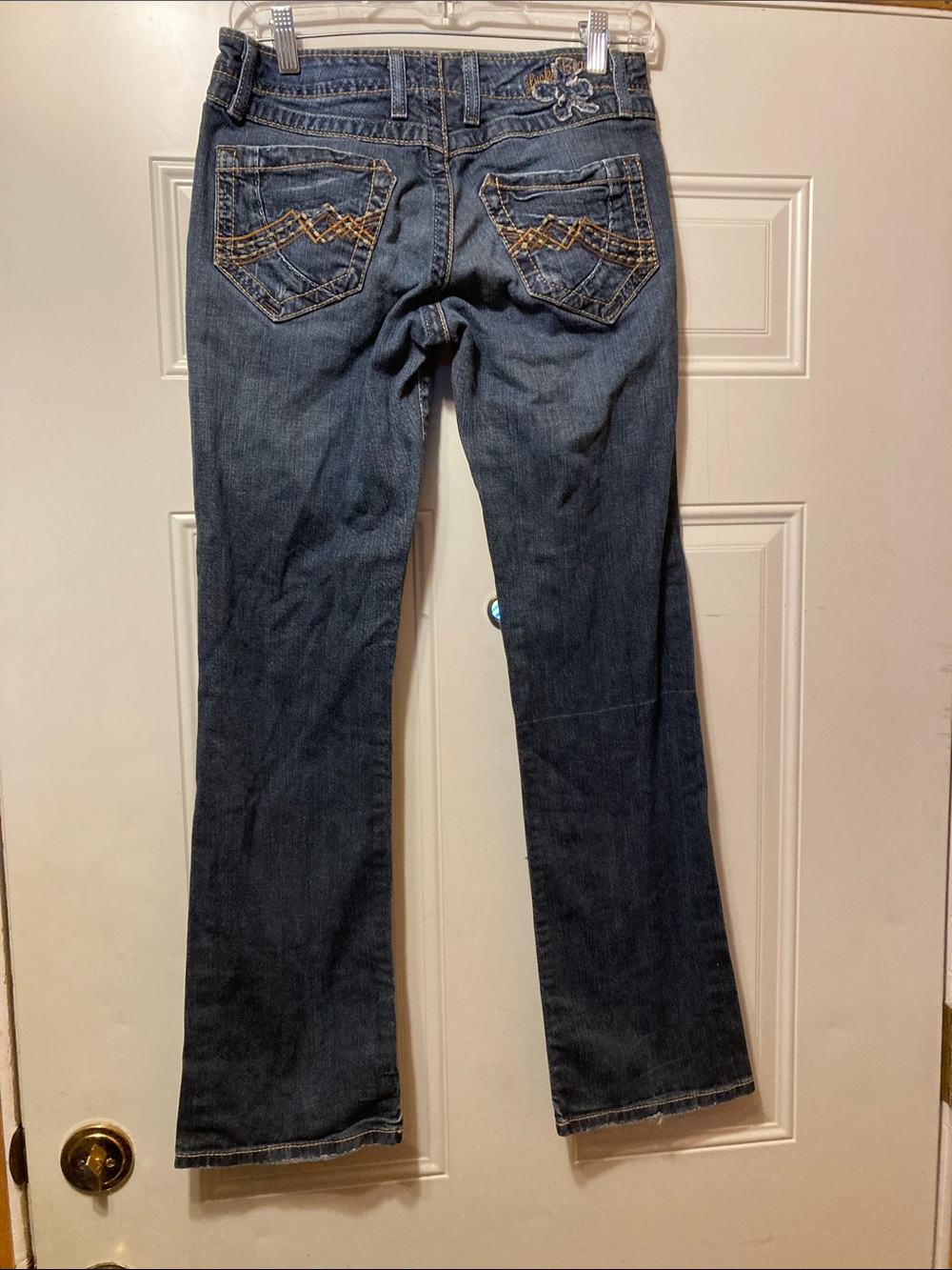Lucky Brand Women's Dark Blue Bootcut Jeans with Embroidered Back‎ Pockets 4/27
